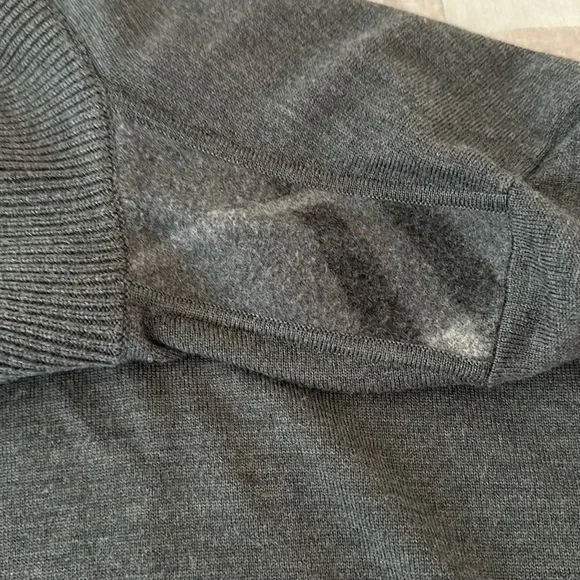 Burberry mock neck sweater in grey merino wool - Picture 3 of 5